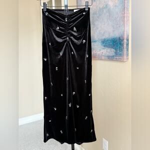 WeWoreWhat Ruched Midi Velvet Embroidered Flower Skirt Women’s Extra Small XS
